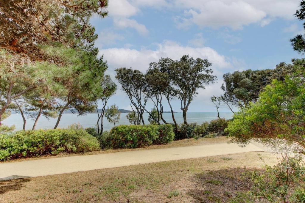 Belambra Clubs Presqu'Ile De Giens - Les Criques Hyères Exterior foto
